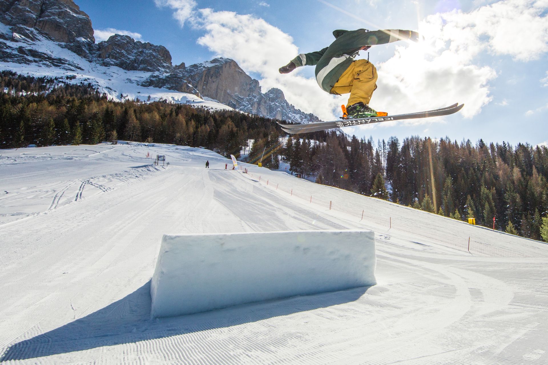 Ski und Snowboard Carezza