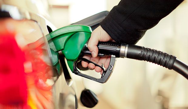 Impide que te roben cuando cargas gasolina