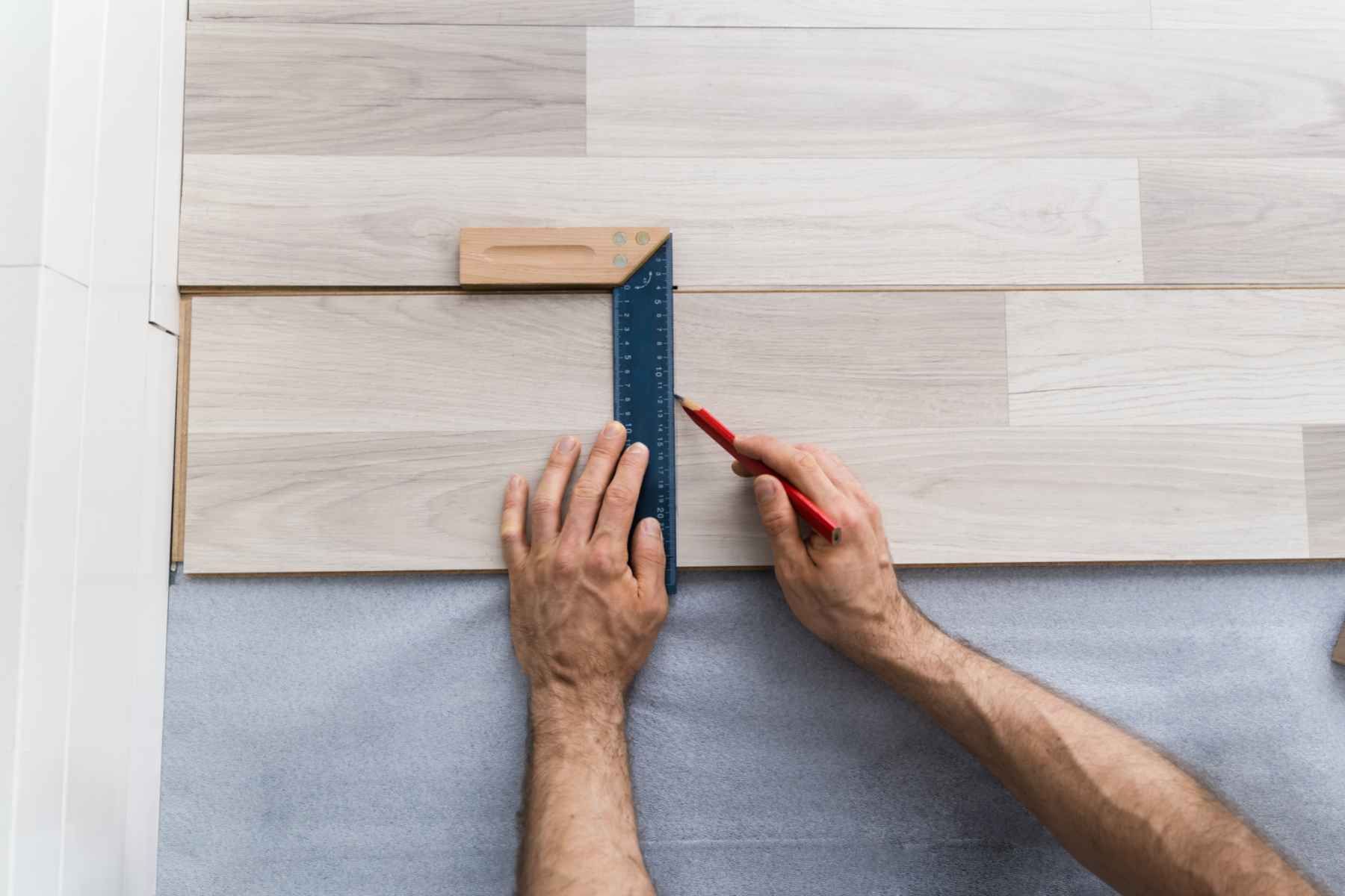 reparación parquet Sevilla
