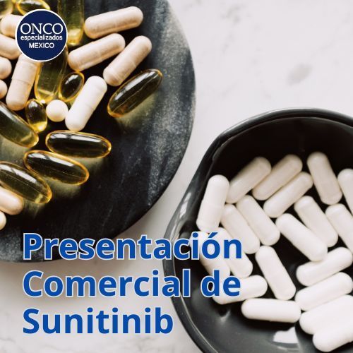 Presentación comercial de sunitinib con cápsulas blancas y doradas sobre un fondo claro