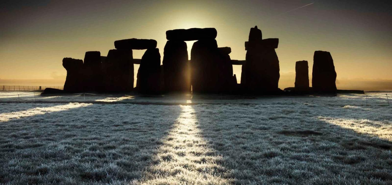 Private Stonehenge And Cotswolds Day Trip From London