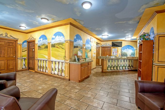 Inn - Friendly Hotel in Glenwood Springs, CO Inn - Friendly Hotel in Glenwood Springs, CO