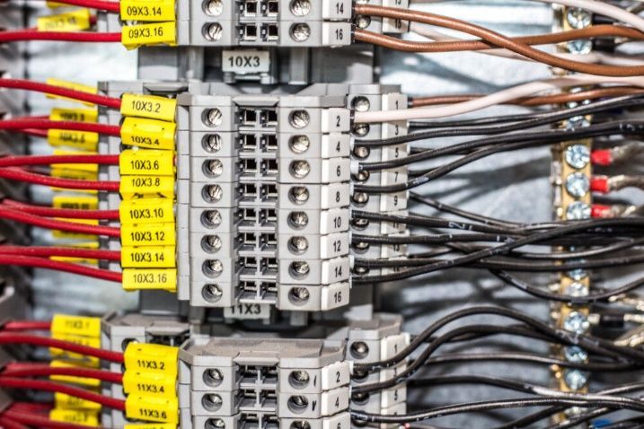 A Close Up Of A Electrical Box With Lots Of Wires Connected To It — Cool & Secure In Noosa, QLD