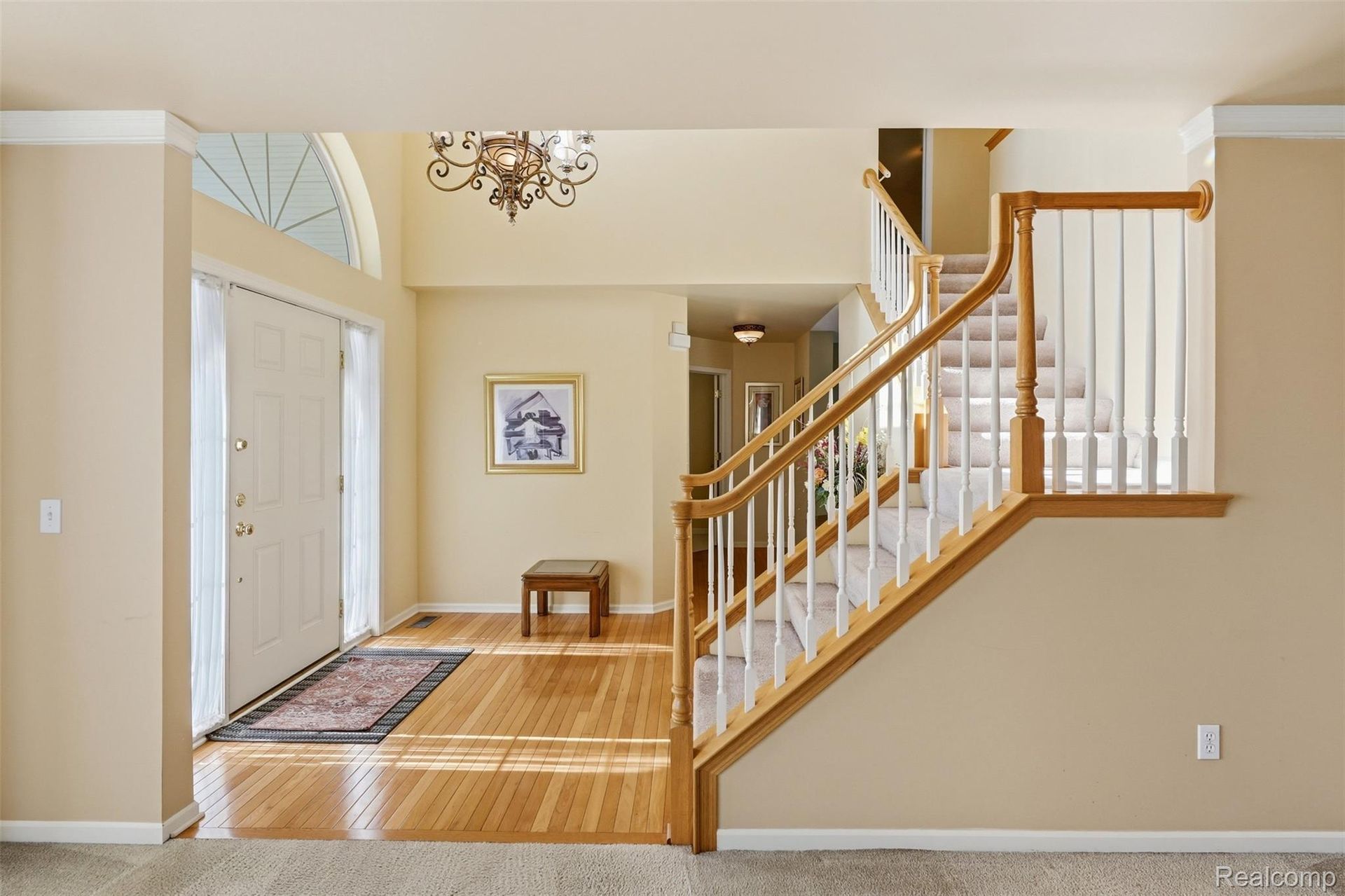buy-luxury-homes-redford-mi-c-miles-realty