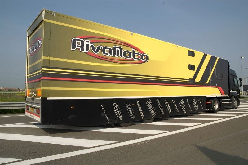 camion con wrapping