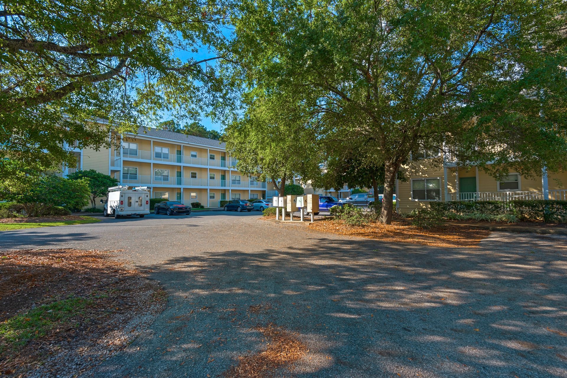 Exterior of Pointe of View