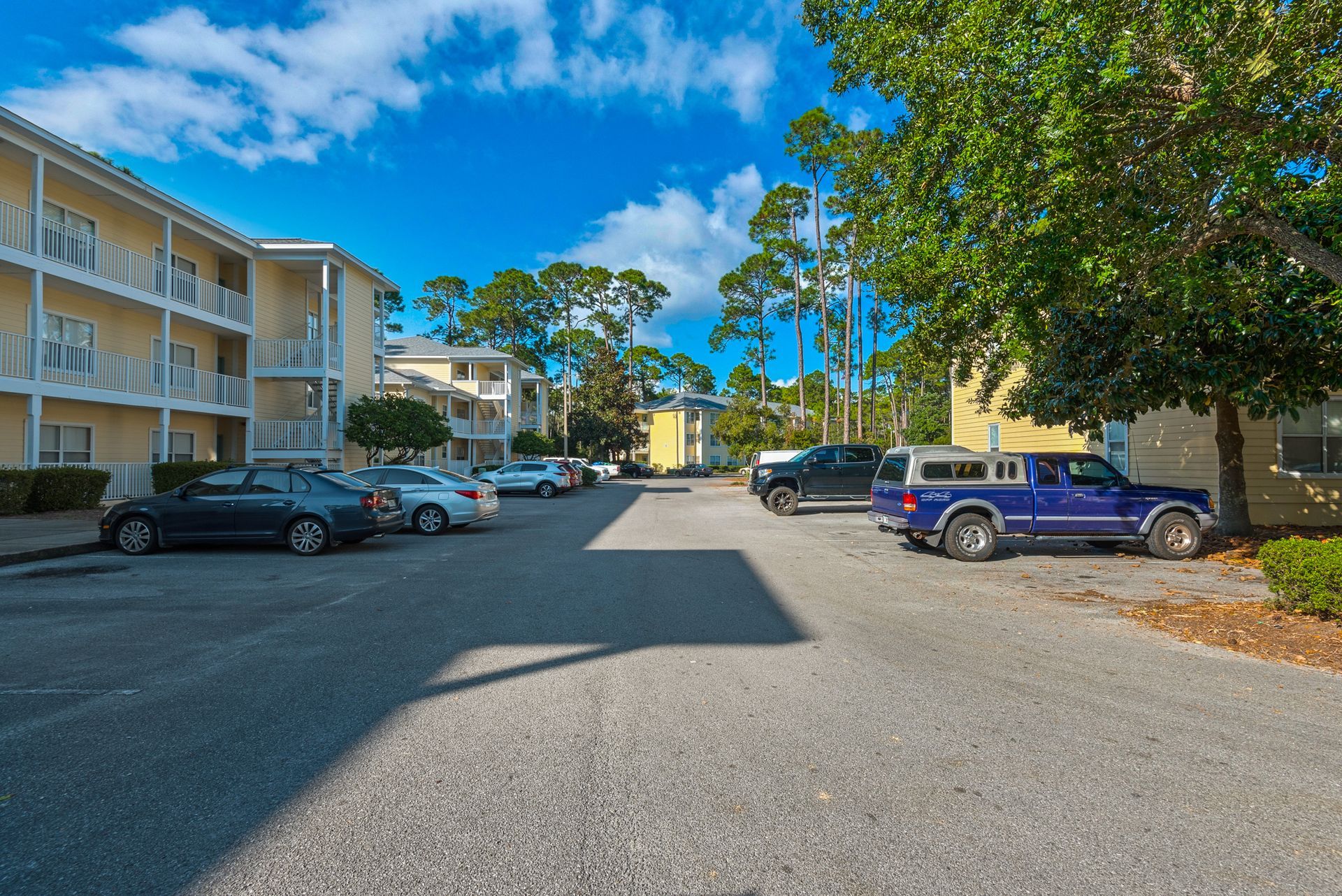 Exterior of Pointe of View