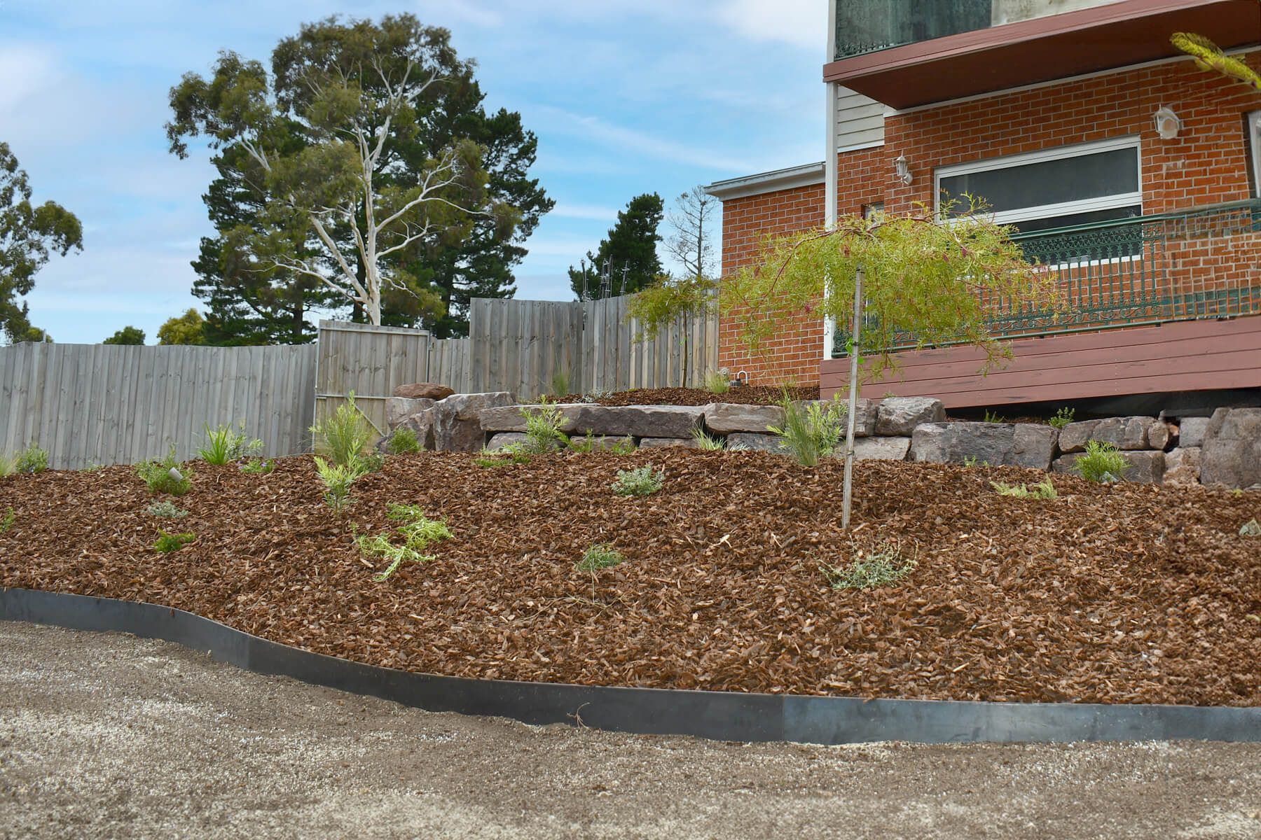 Mulch and Edging installed by Kanga Dig It Landscaping Ballarat