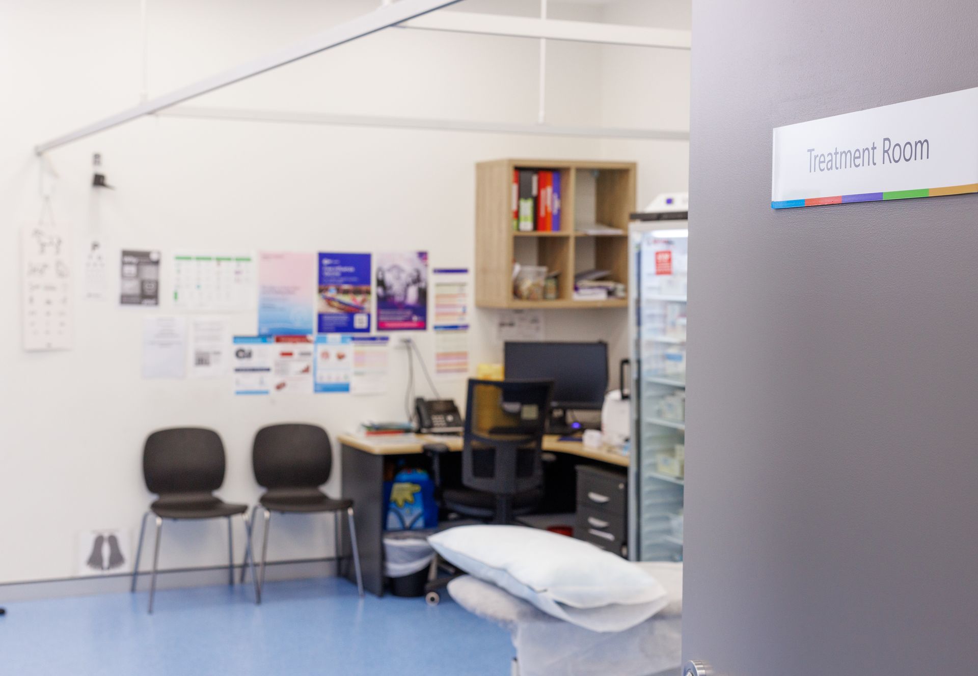A room with a sign that says ' consultation ' on it