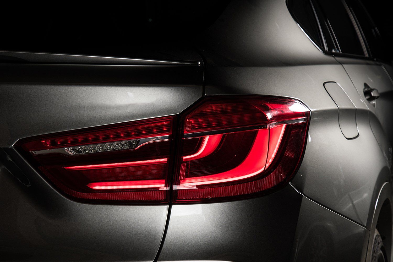 tail light tint
