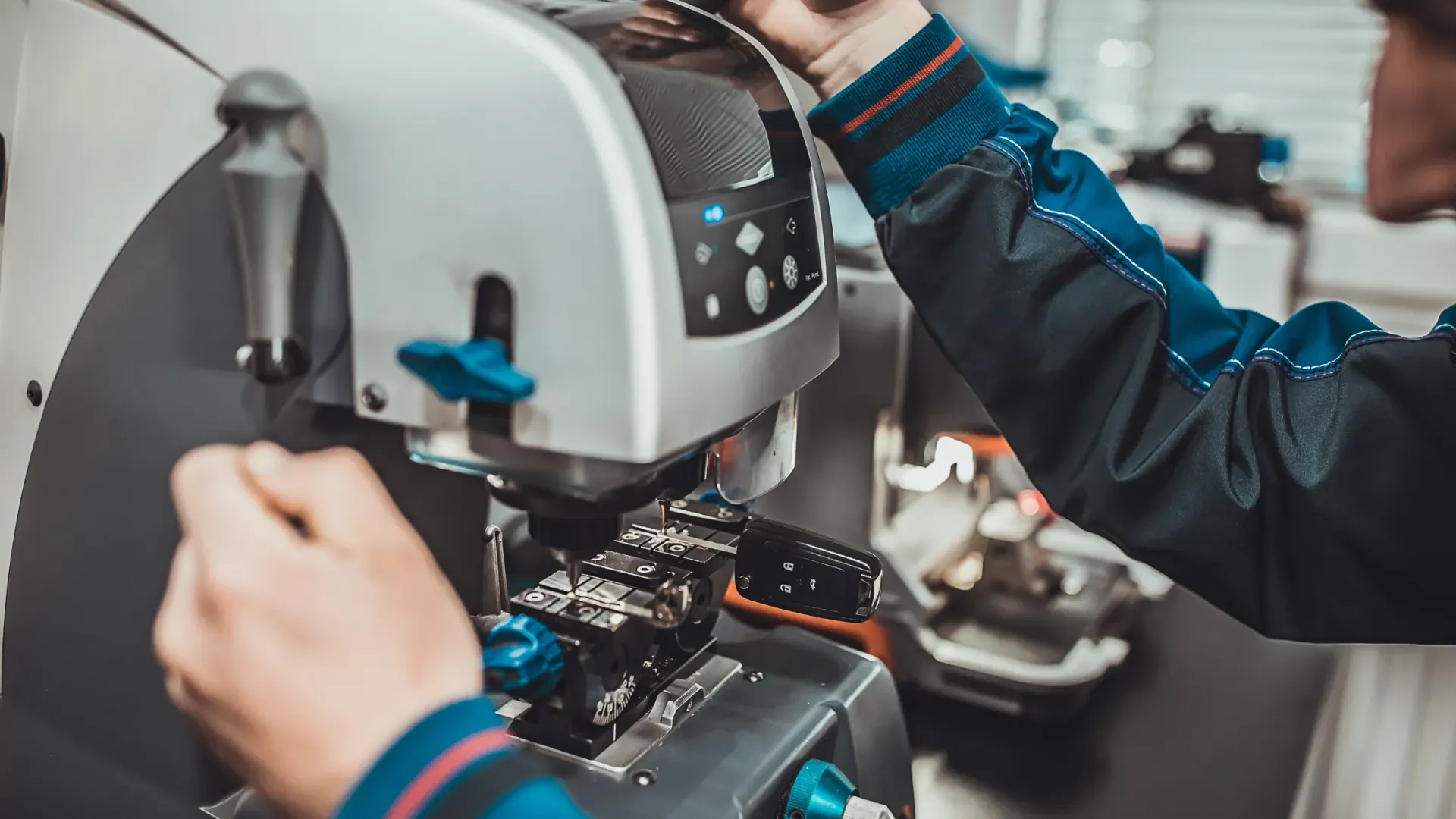 Finding a Locksmith You Can Rely on in an Emergency
