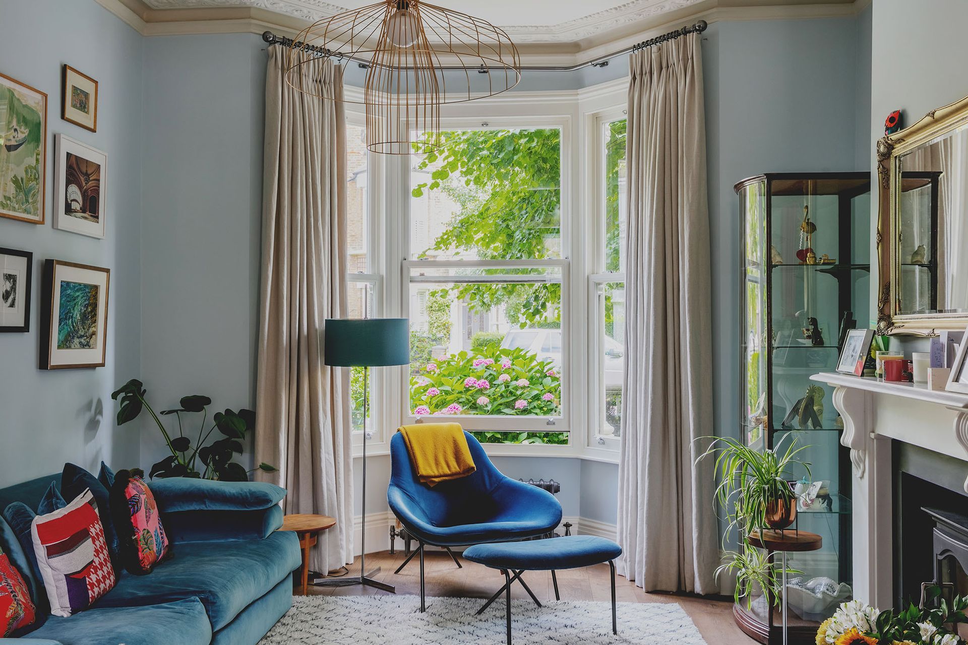 Hiring a Painter and Decorator: What to Ask First