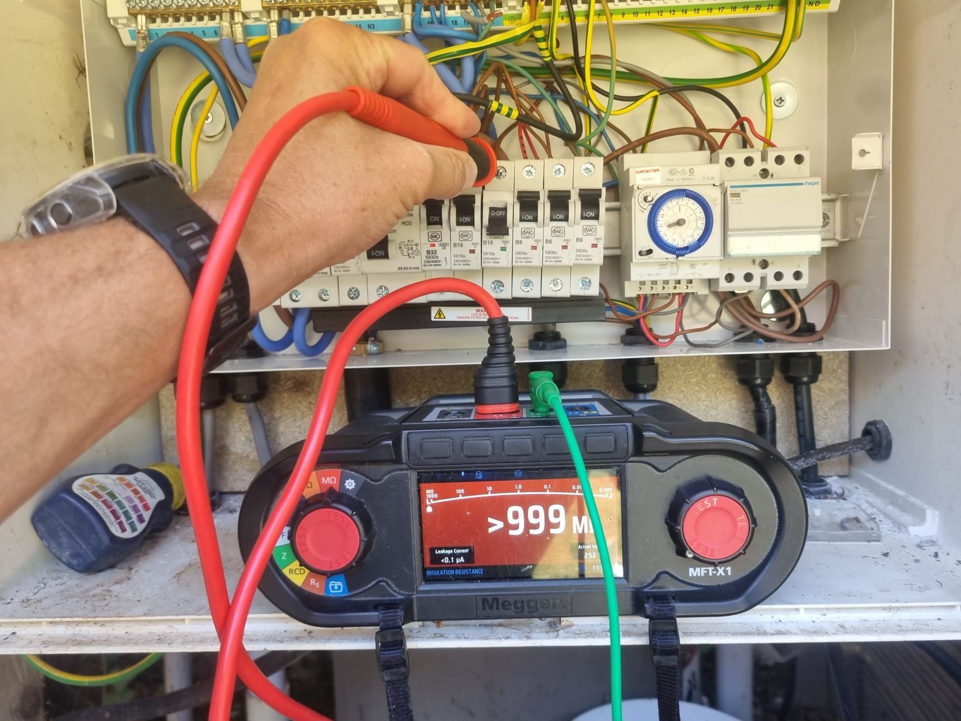 Circuit 3 with isolater off on the load side - readings fine