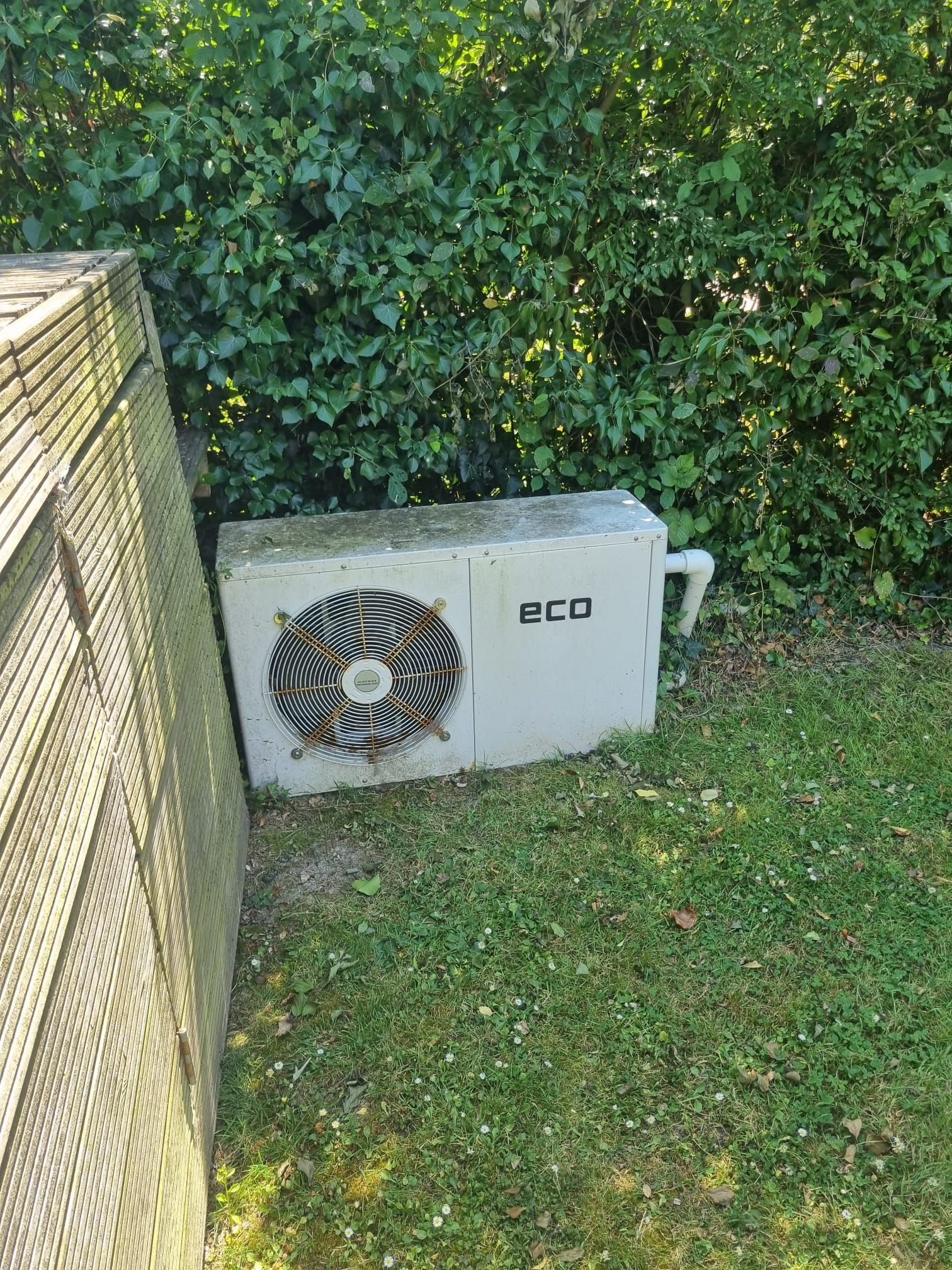 Faulty heat pump - disconnected from the fuse board - RCD for the fuse board will now not trip with a dead short on the heat pump removed form the feed fuse board.