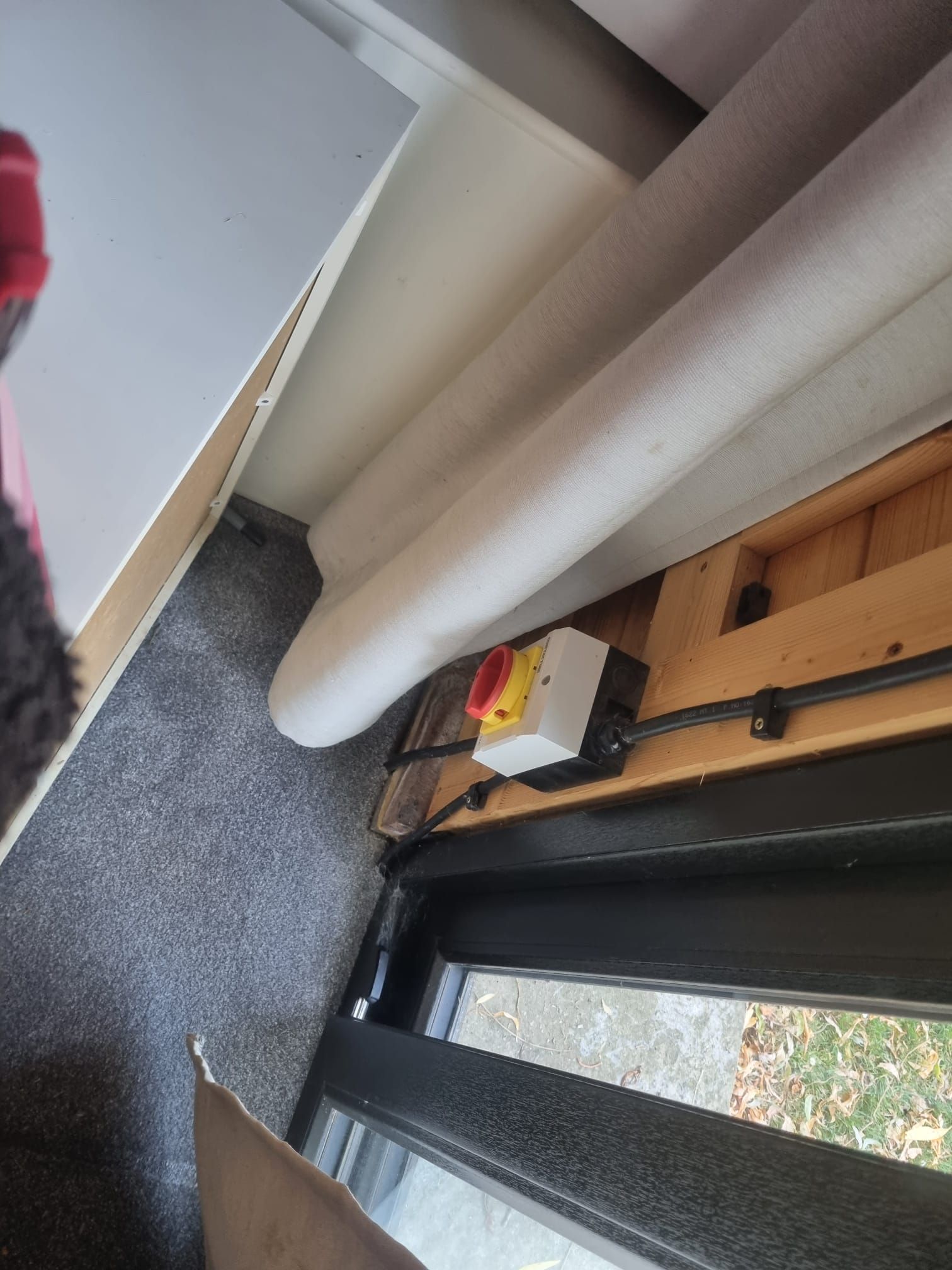 Isolater for Garden office