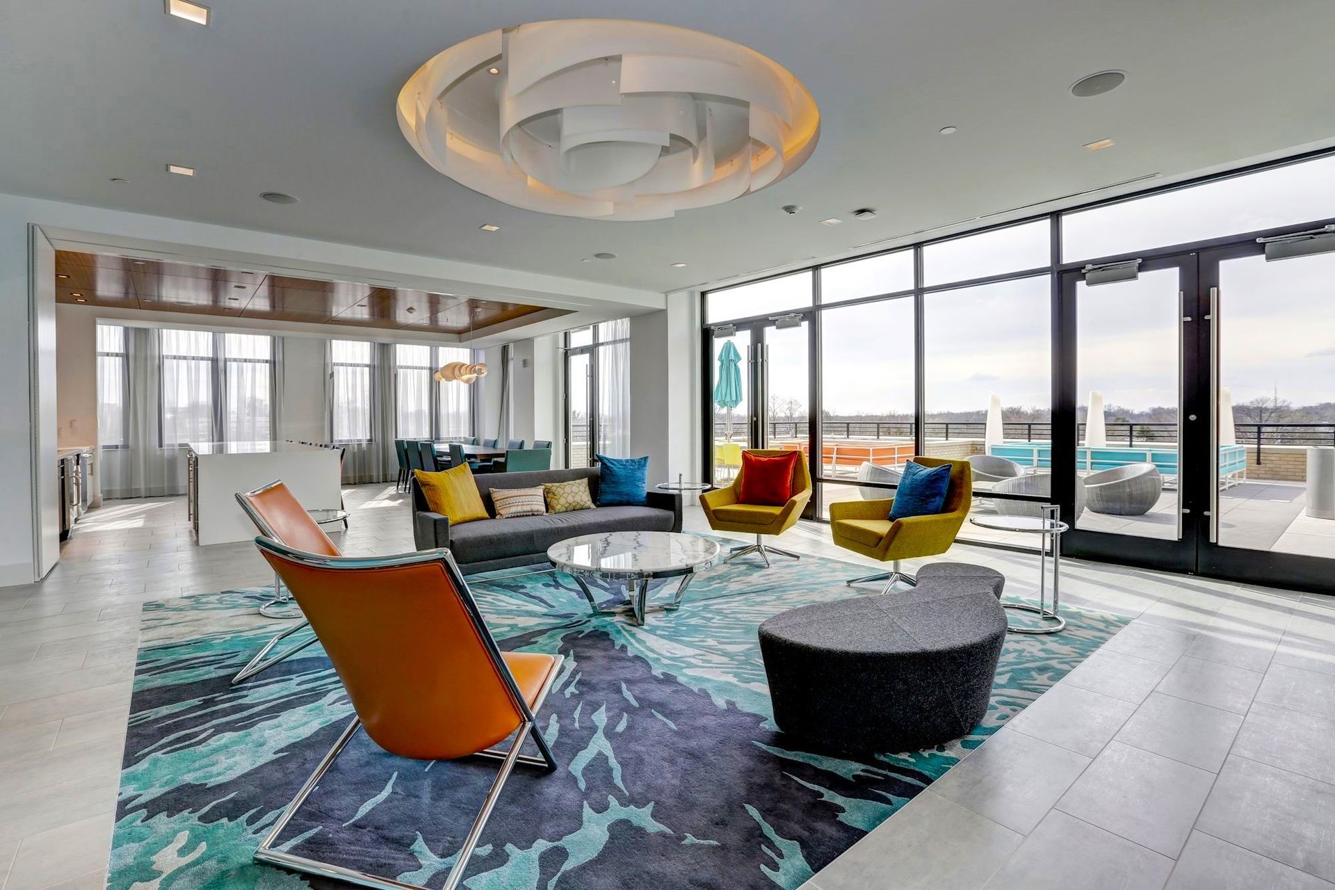 a community lounge area at Solaire 7077 Woodmont in Bethesda, MD.
