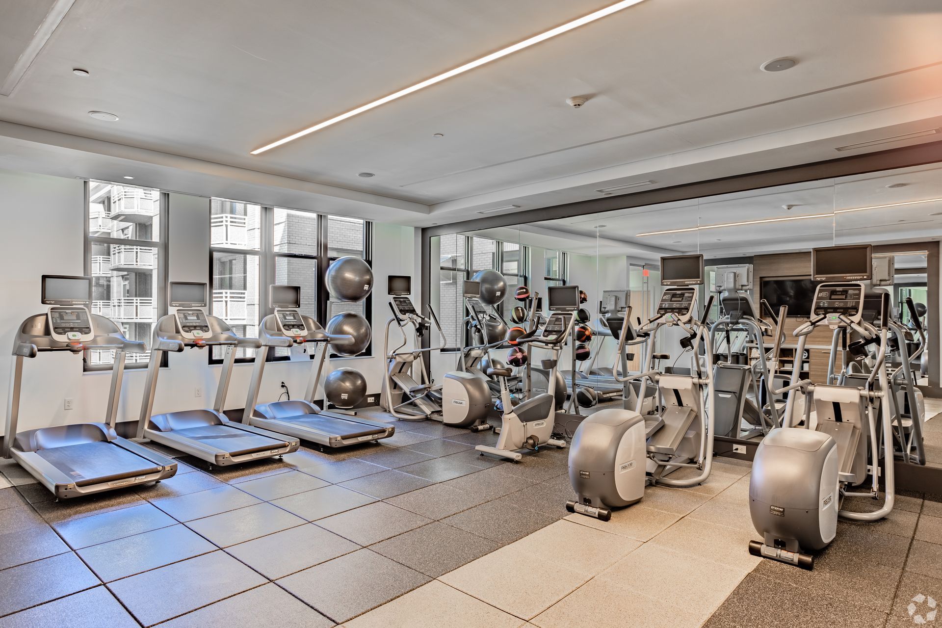 Fitness center at Solaire 7077 Woodmont in Bethesda, MD.