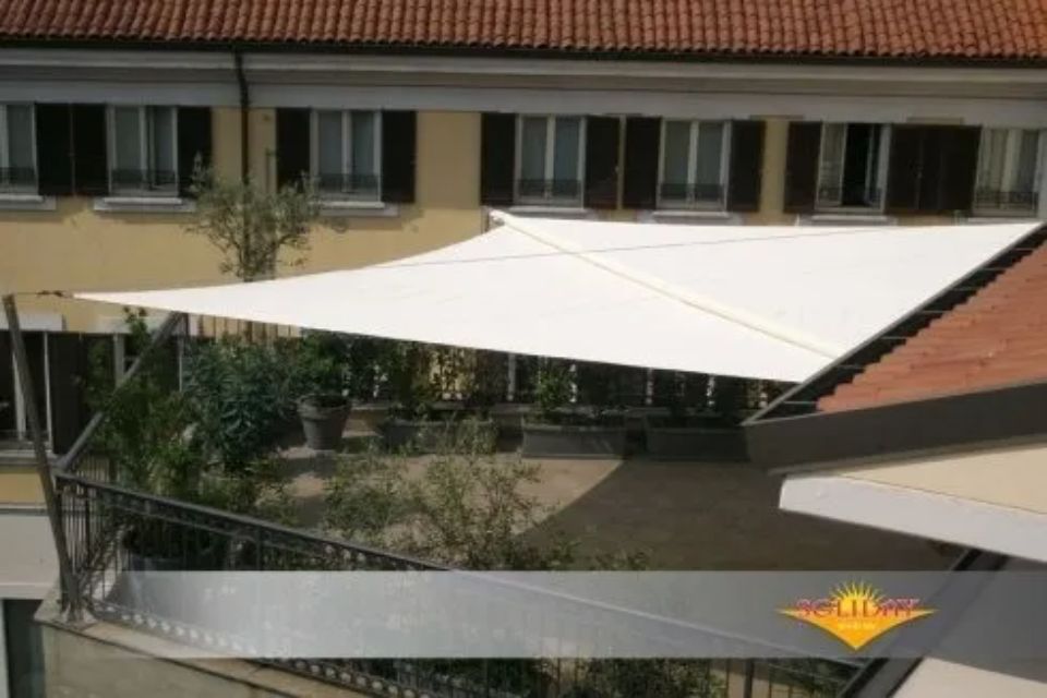 Tenda a vela