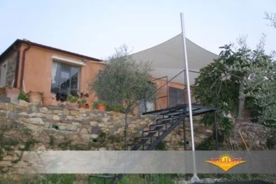 Tenda a vela bianca