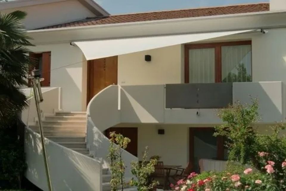 Tenda a vela e villetta 2