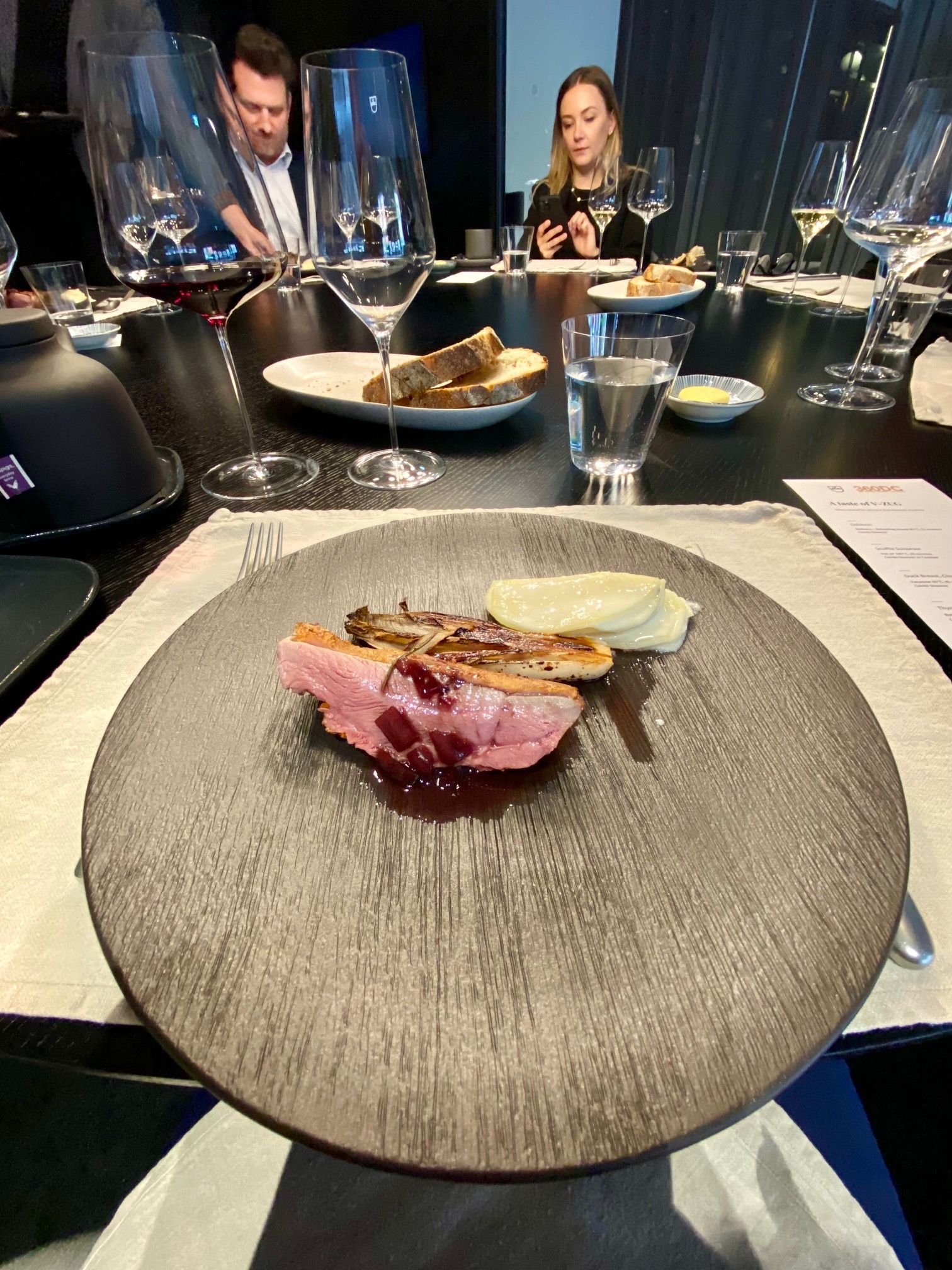 V-ZUG STUDIO LONDON DUCK BREAST