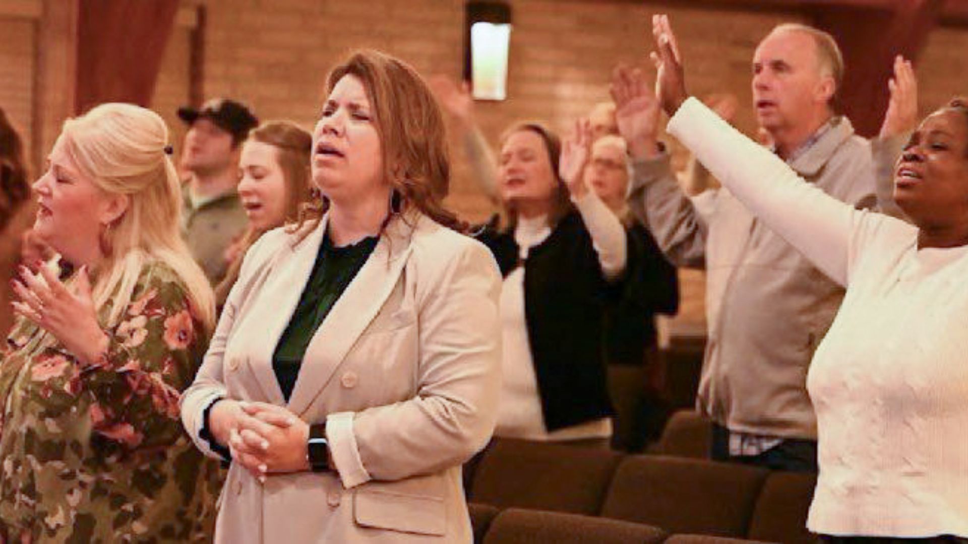 New Beginnings Church of God Sunday Morning worship service