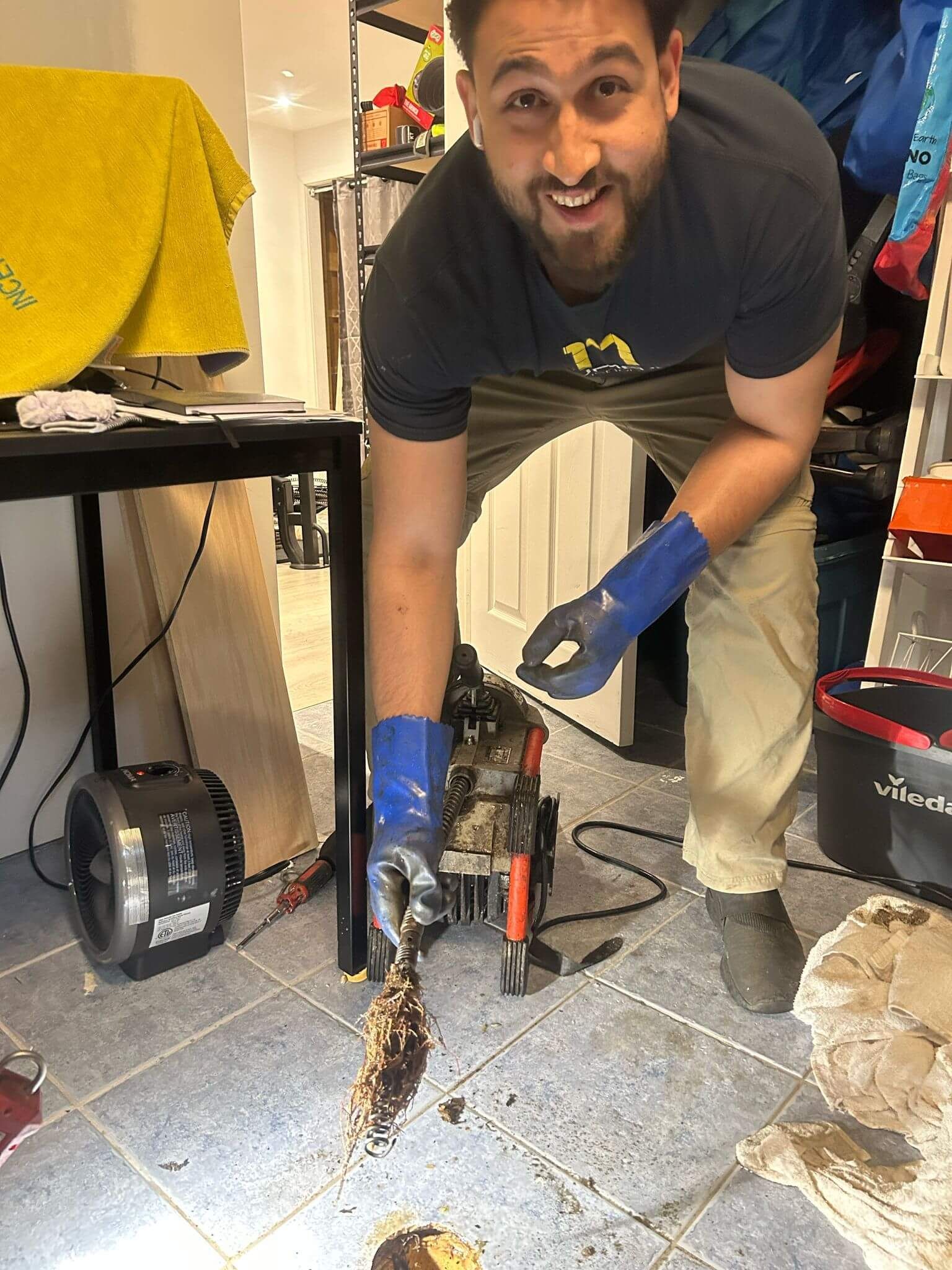 tree roots found in drain in oakville