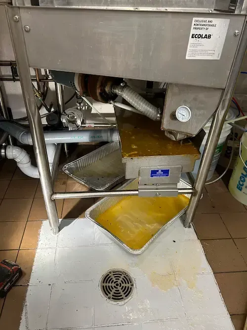 | emergency-plumber-oakville-commercial-kitchen-grease-trap-overflow-foil-pans.jpeg
| Commercial kitchen grease
trap and scrap catchment strainer overflow in Oakville, cleared with professional drain cleaning equipment. I