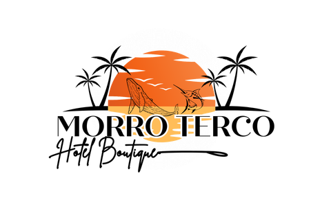 El logotipo del hotel boutique Morro Herco tiene una jirafa y palmeras.