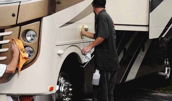 MOBILE RV AND CAMPER CLEANING alt=