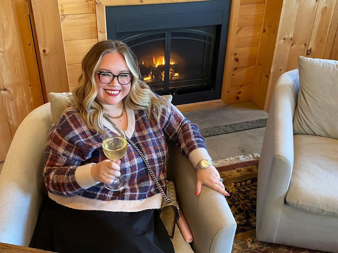 A group of women are sitting around a table