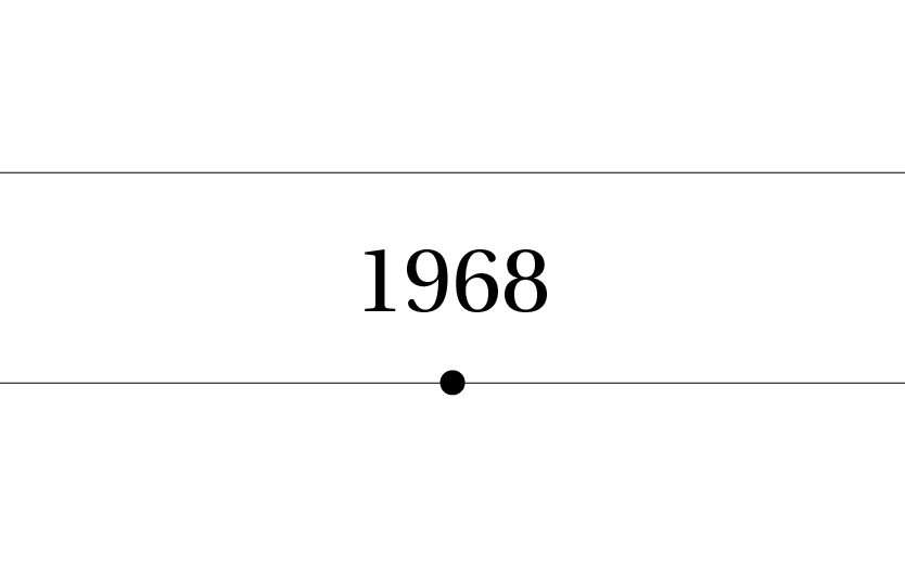 El año 1968 está escrito en negro sobre fondo blanco.