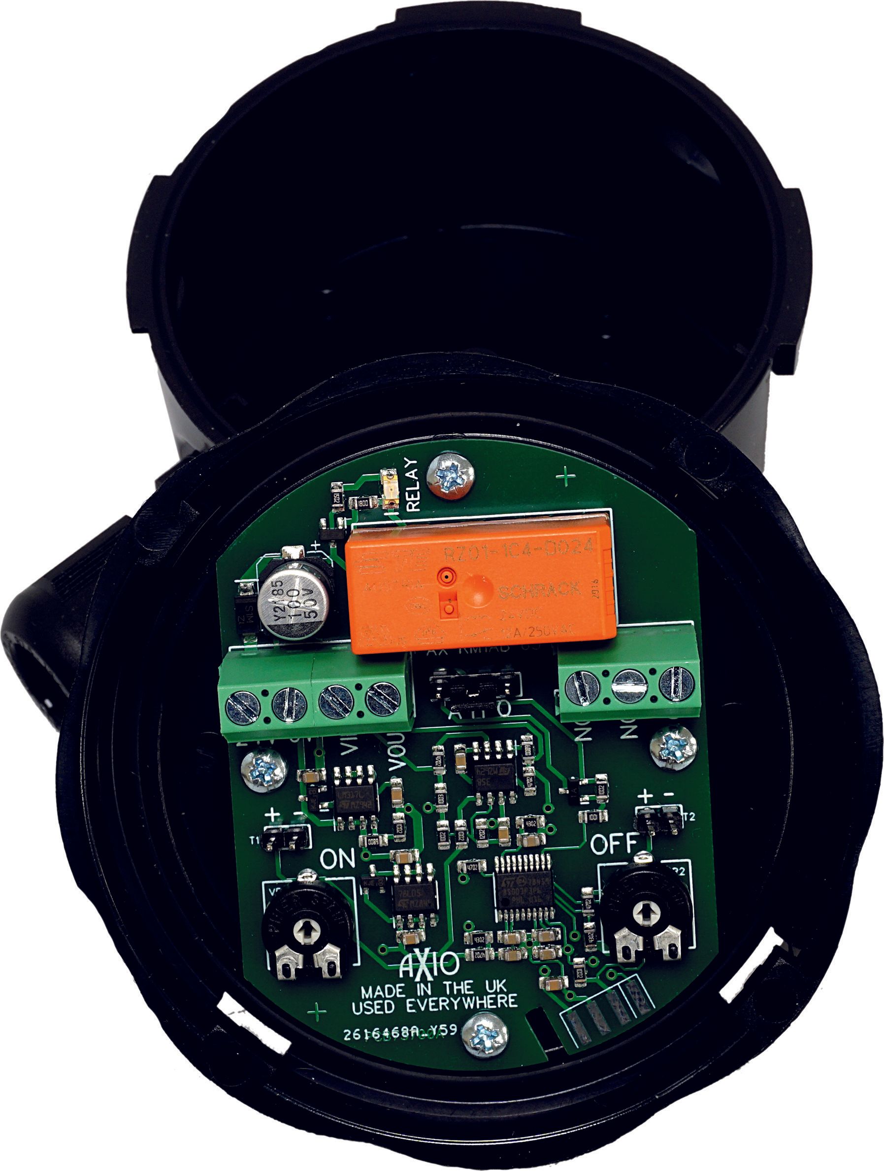 AX-RM1AB-65 ADJUSTABLE SINGLE RELAY MODULE WITH BUFFERED OUTPUT