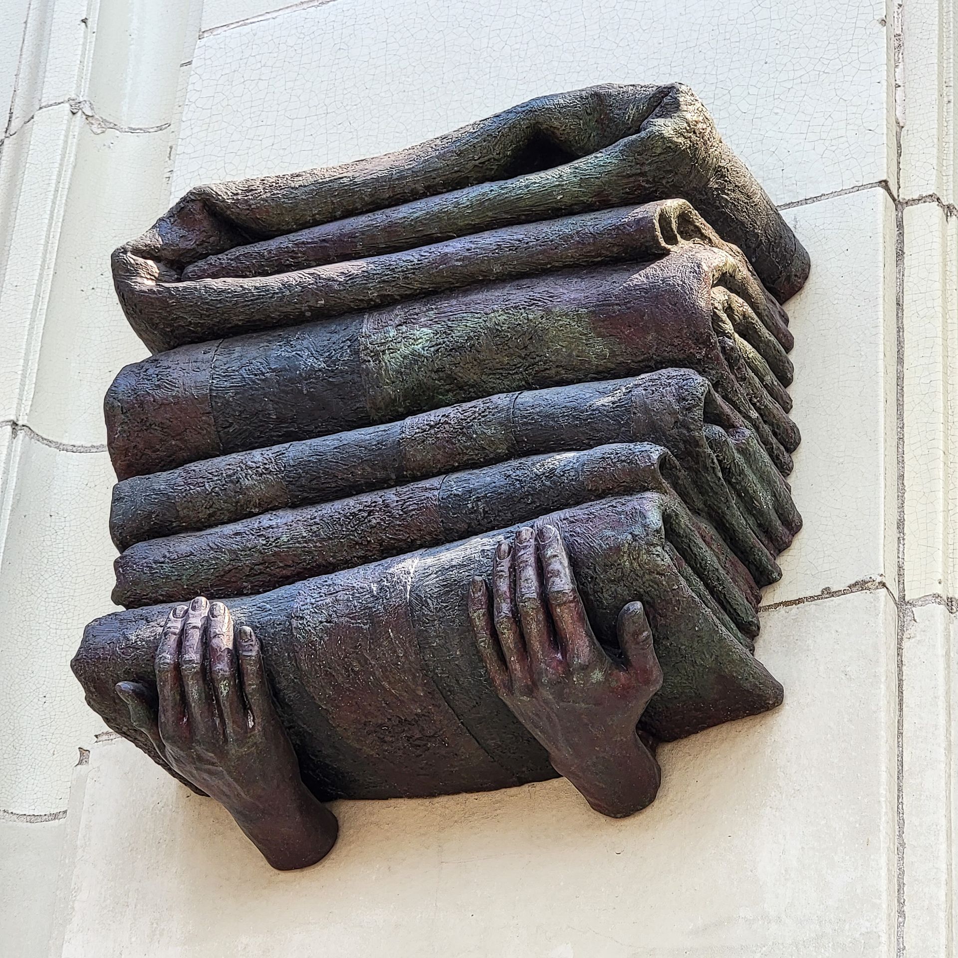 Hands of Time: Carrying Point Blankets