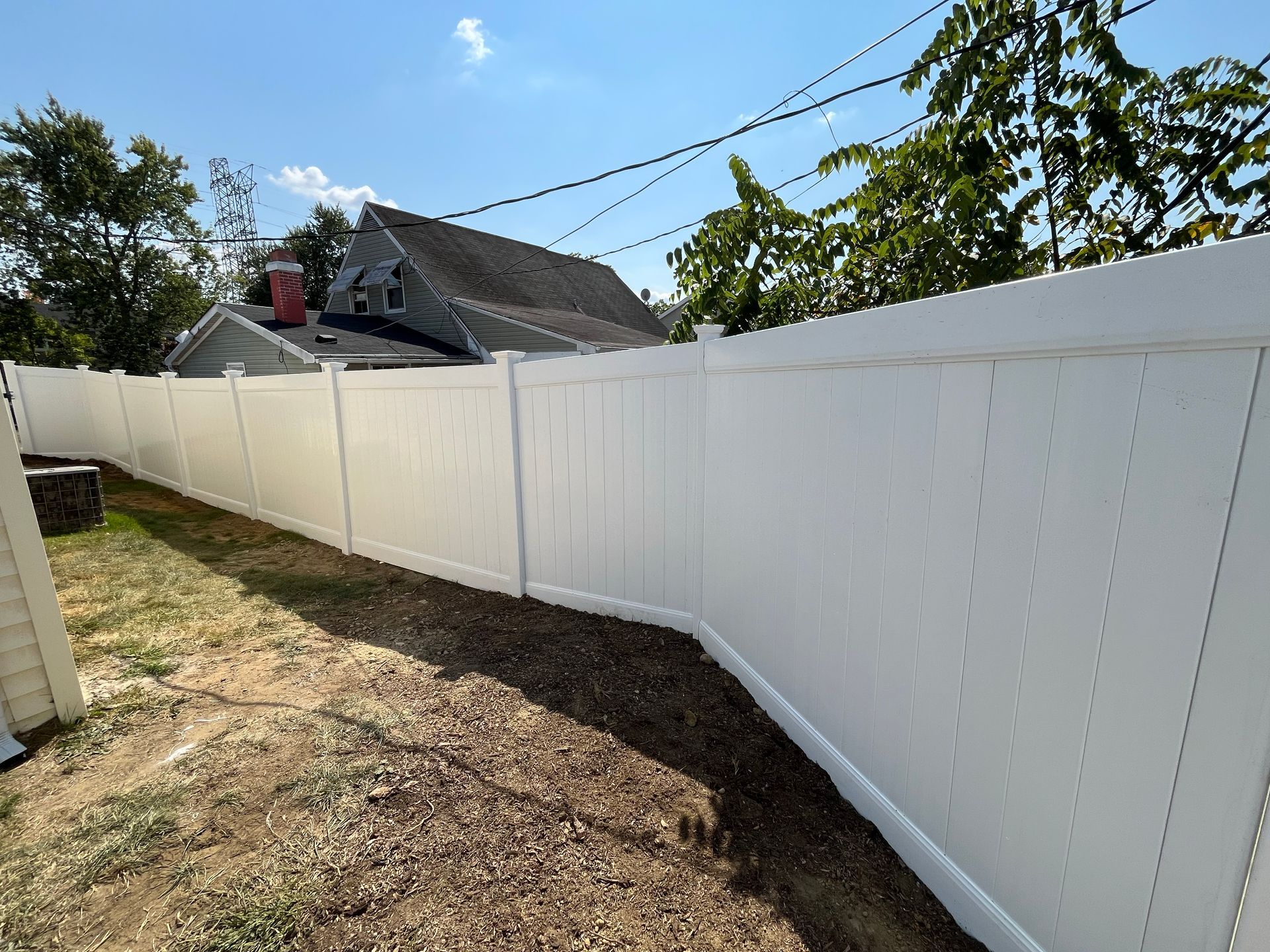 White vinyl privacy fence corner return in Burlington County NJ