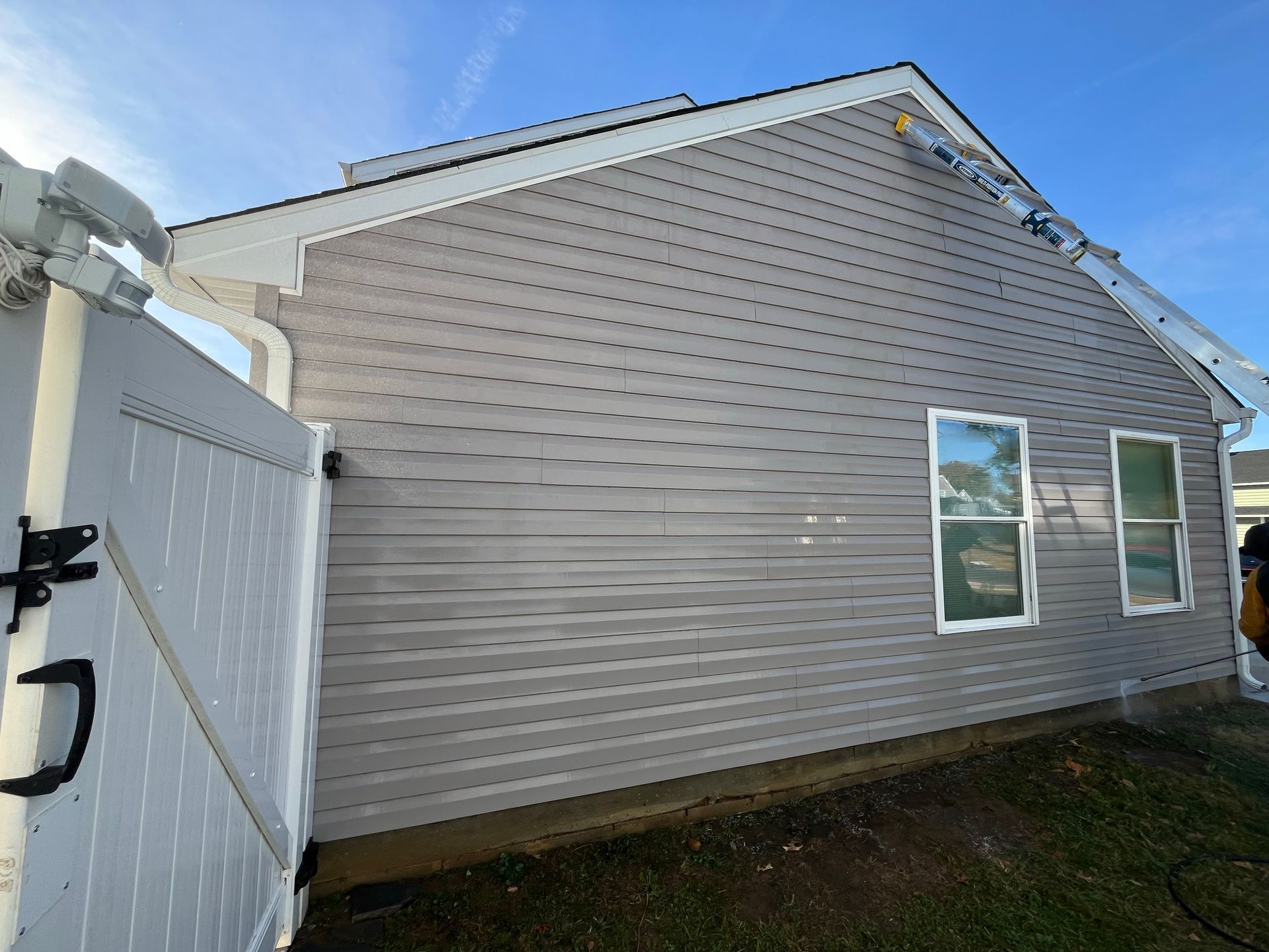 Exterior siding cleaning and maintenance in Burlington County NJ