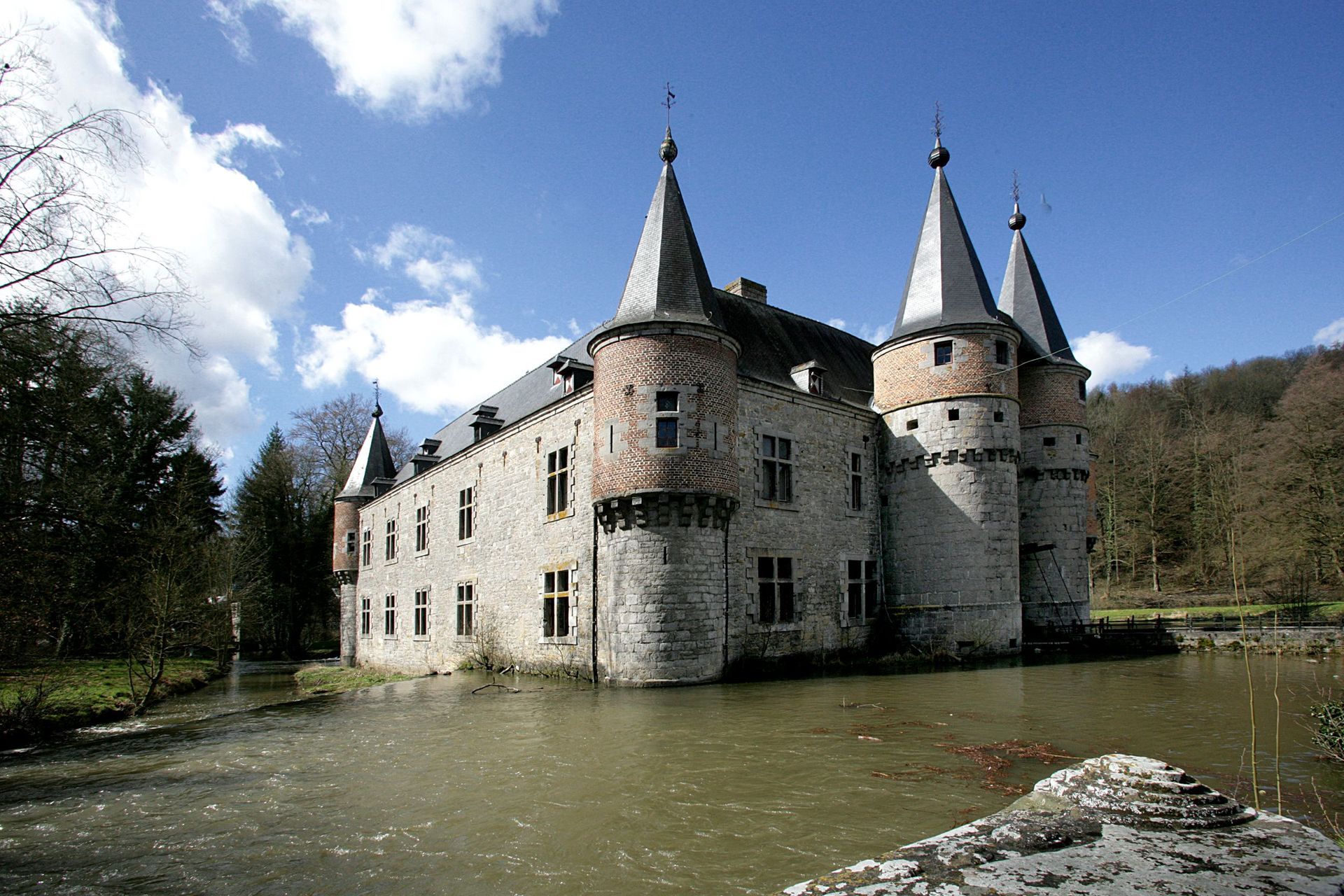 Location de salle prestigieuse dans le château de Spontin