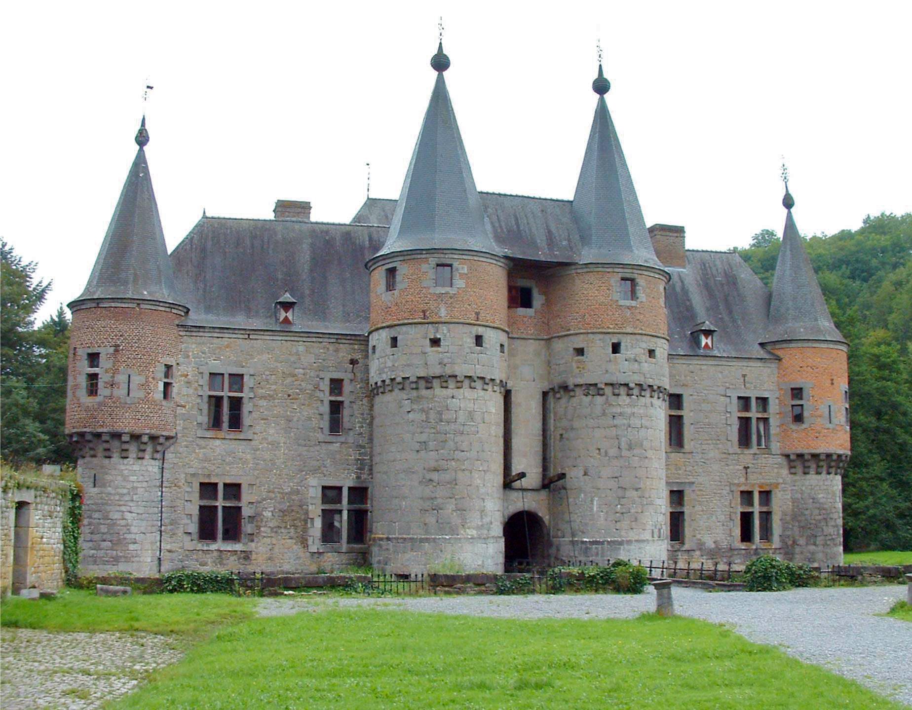 Louer un château à Namur