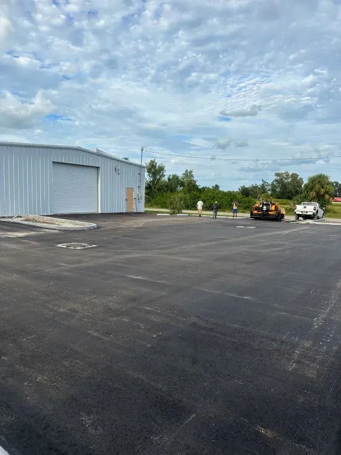Pallet Express Commerical Paving in Plant City, FL