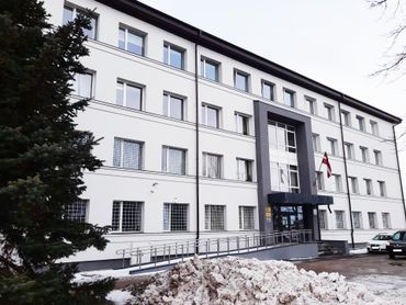 Administratīvās ēkas un policijas ēkas atjaunošanas un energoefektivitātes paaugstināšanas būvdarbi Zaļajā ielā 12, Bauskā, Bauskas novadā (2022)