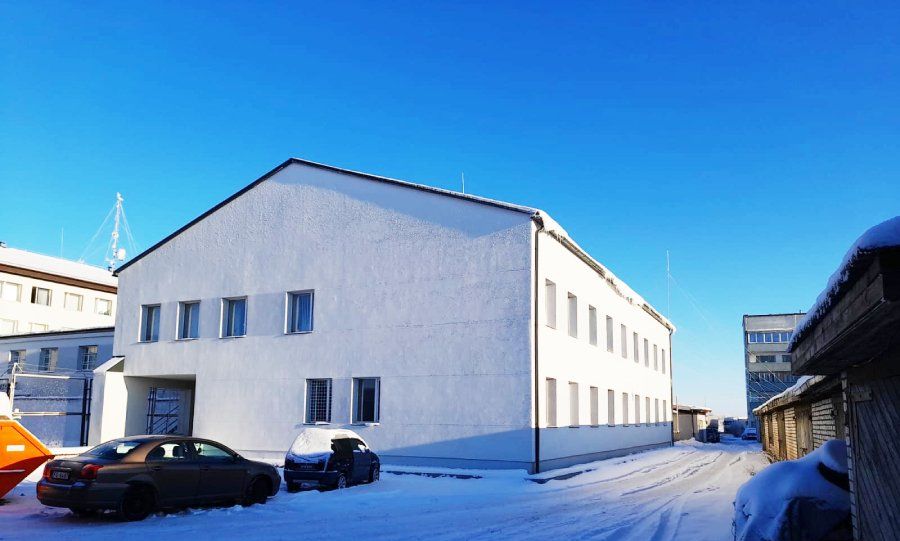 Renovation works of the administrative building and the police building and increase of energy efficiency at Zaļajā Street 12, Bauska, Bauska region (2022).