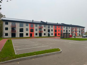 Gandrīz nulles enerģijas patēriņa dzīvojamās īres mājas būvniecība (būvprojekta izstrāde, autoruzraudzība un būvdarbi), Lāču ielā 9, Cēsīs (2025/2026)