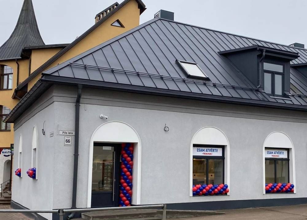Reconstruction of a store building into a café with an additional function, Pils Street 66, Alūksne. (2024)