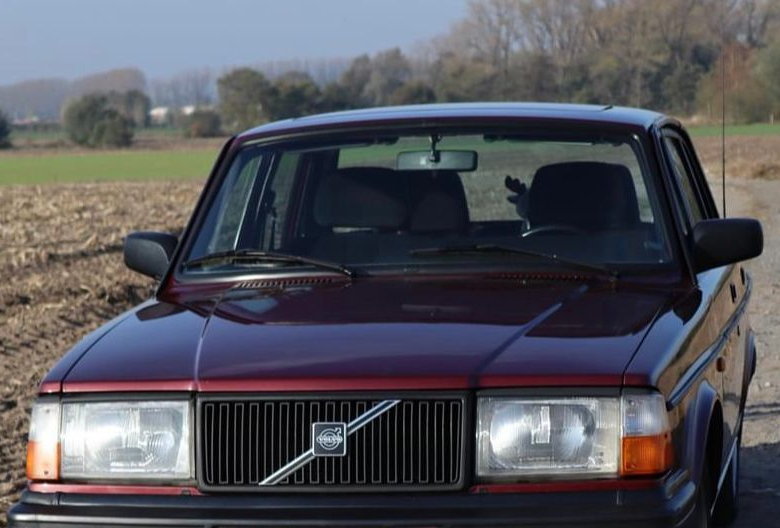Volvo 240 Repair in Chicago, IL Volvo 240 Repair in Chicago, IL