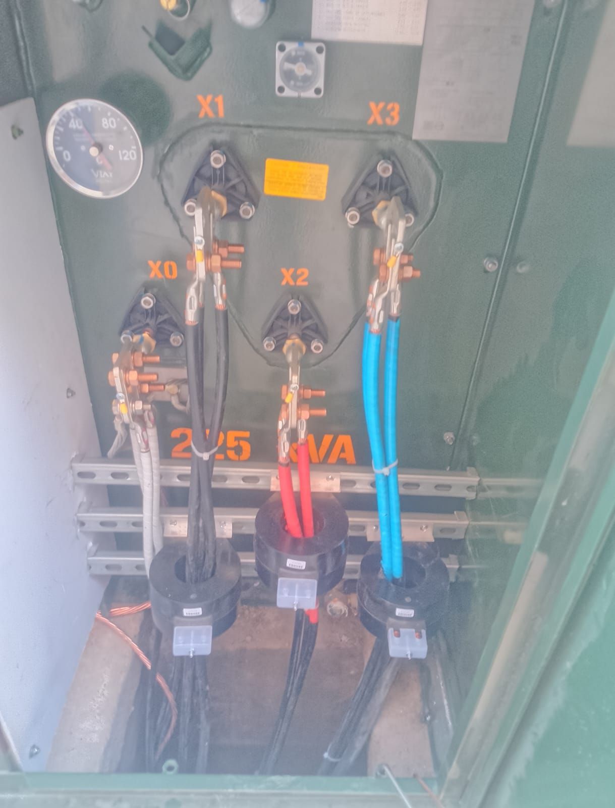 CONSTRUCCIONES Y PROYECTOS ELECTRICOS