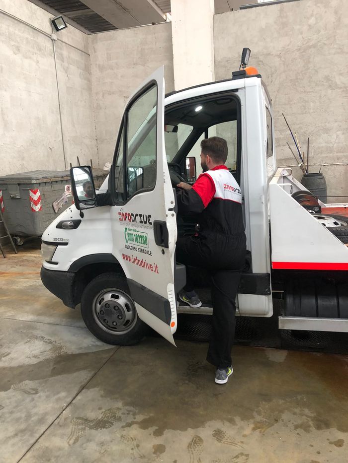 soccorso stradale h24
