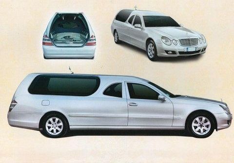 Mercedes Limousine 4 fari