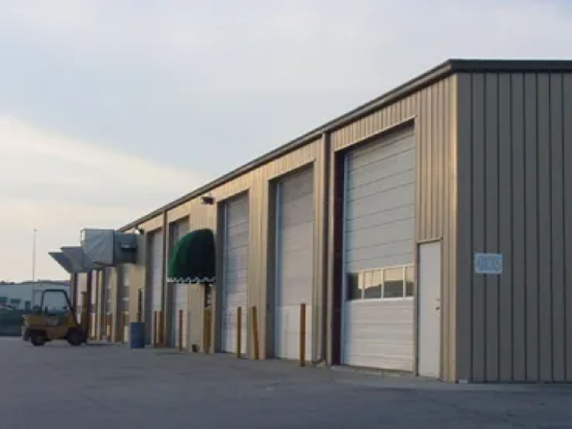 Body Shop Building