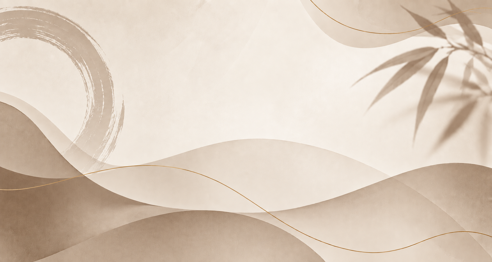 Sfondo astratto beige ondulato con delicate silhouette di foglie e morbide linee curve.