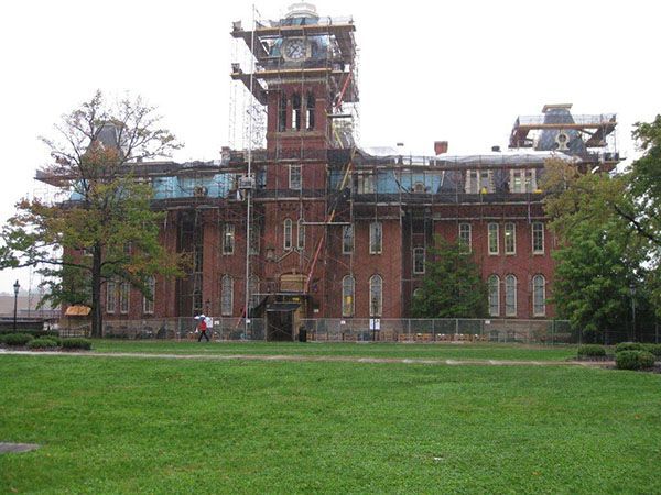 WVU Historic Woodburn Hall
Morgantown, WV — Latrobe, PA — Keystone Masonry Restoration